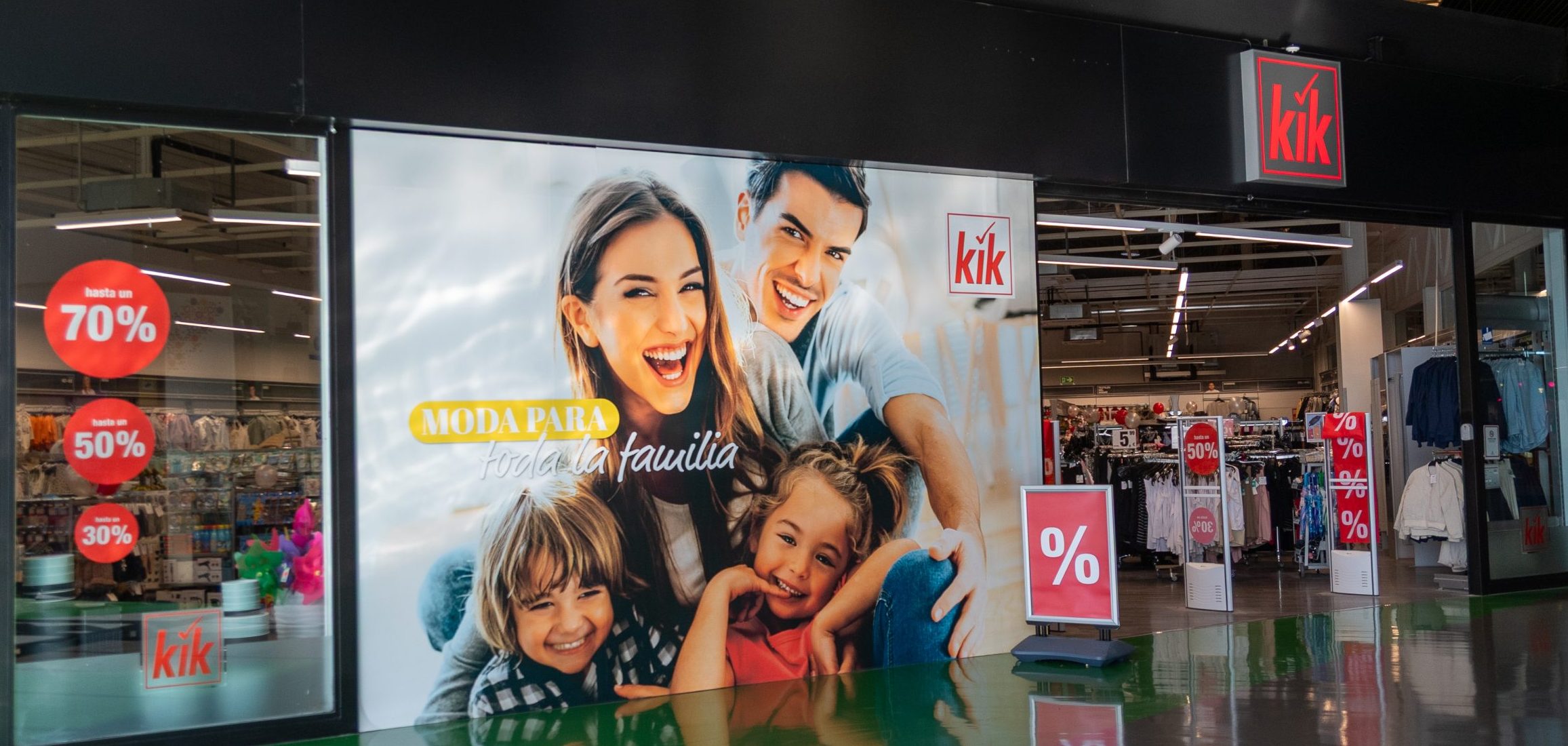 KIK MÁLAGA NOSTRUM KIK MÁLAGA NOSTRUM